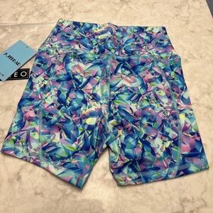 Fleo THC Hypnotic small NWT shorts